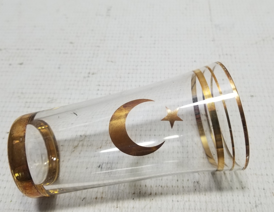 ÜZERİ AY YILDIZLI VE ALTIN VARAKLI NADİR RAKI BARDAĞI