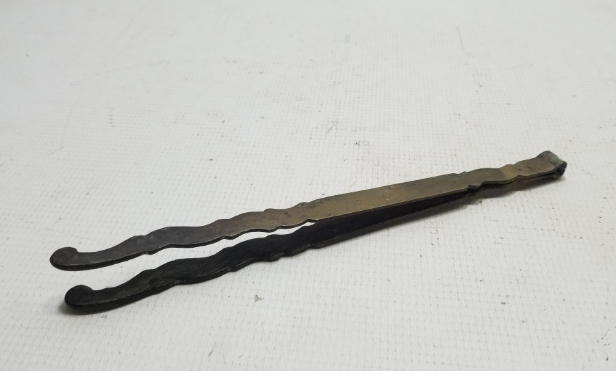 ÜZERİ USTA VE SÜLEYMANİYE DAMGALI OSMANLI DÖNEMİ NARGİLE KÖZ MAŞASI