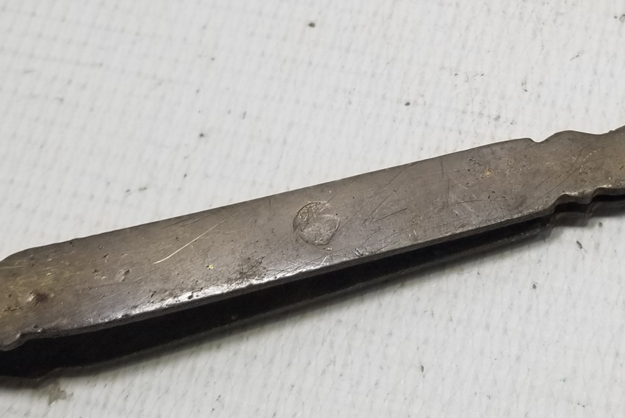 ÜZERİ USTA VE SÜLEYMANİYE DAMGALI OSMANLI DÖNEMİ NARGİLE KÖZ MAŞASI