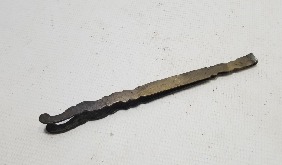 ÜZERİ USTA VE SÜLEYMANİYE DAMGALI OSMANLI DÖNEMİ NARGİLE KÖZ MAŞASI