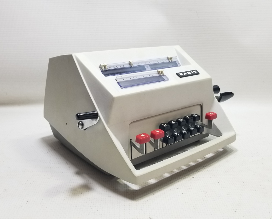 YÜKSEK KONDİSYONDA ANTİKA FACIT HESAP MAKİNESİ