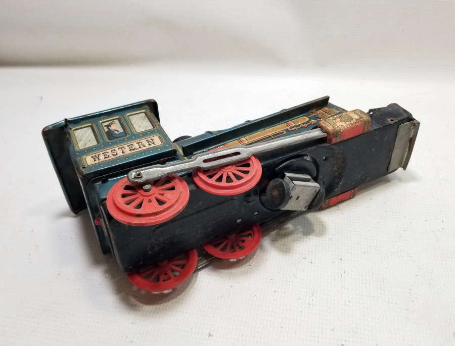 ANTİKA METAL OYUNCAK TREN LOKOMOTİFİ