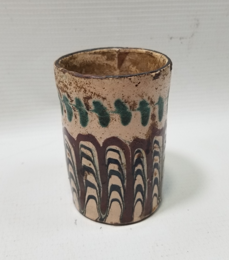 NADİR RENKTE ÜZERİ EBRULU OSMANLI DÖNEMİ KINIK BARDAK