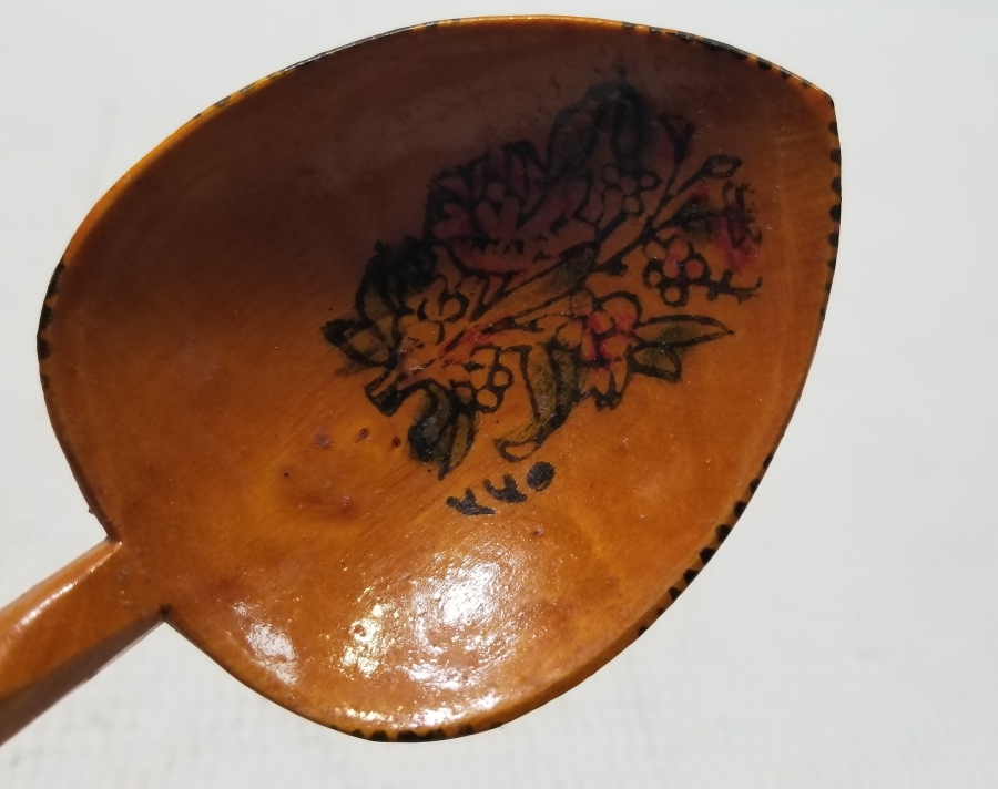 ÜZERİ TARİHLİ EL BOYAMA OSMANLI DÖNEMİ TAHTA KAŞIK