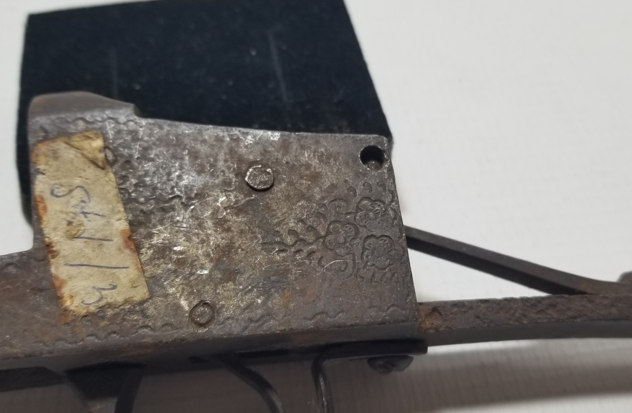 YERLİ YAPIM ANTİKA TÜFEK GÖVDE PARÇASI