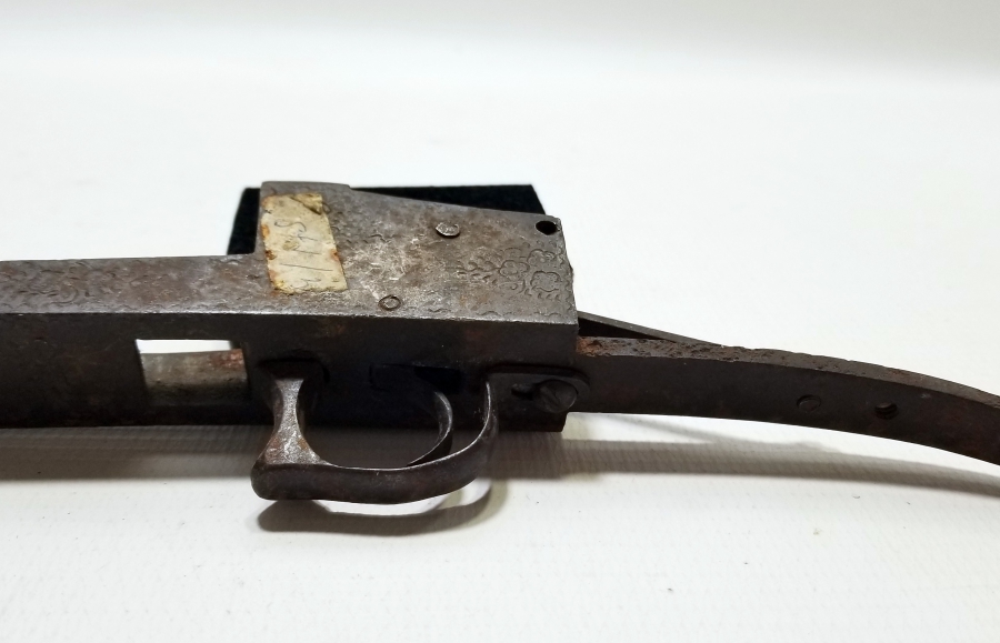 YERLİ YAPIM ANTİKA TÜFEK GÖVDE PARÇASI