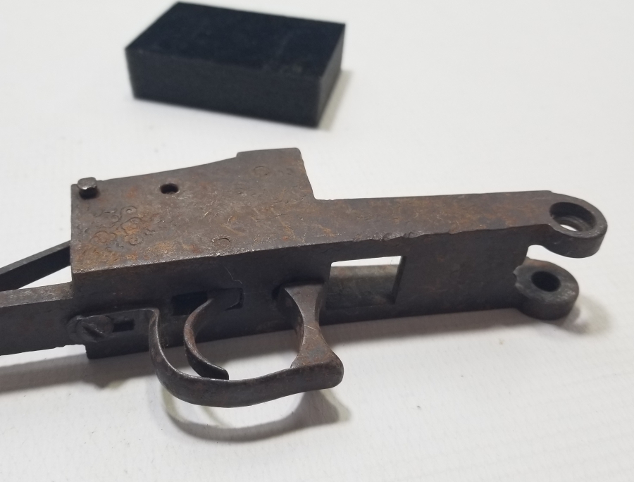 YERLİ YAPIM ANTİKA TÜFEK GÖVDE PARÇASI