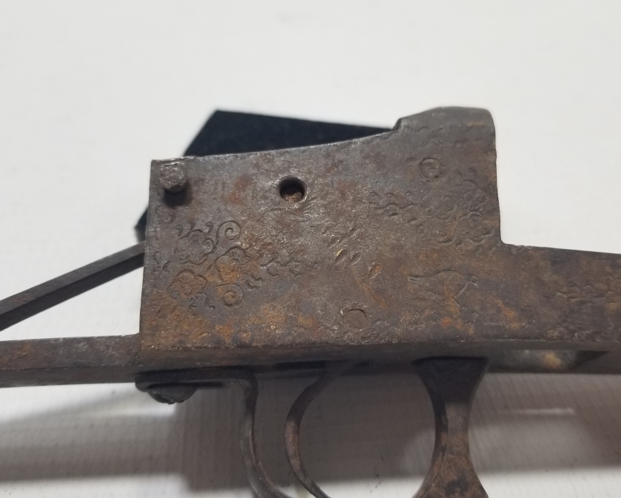 YERLİ YAPIM ANTİKA TÜFEK GÖVDE PARÇASI