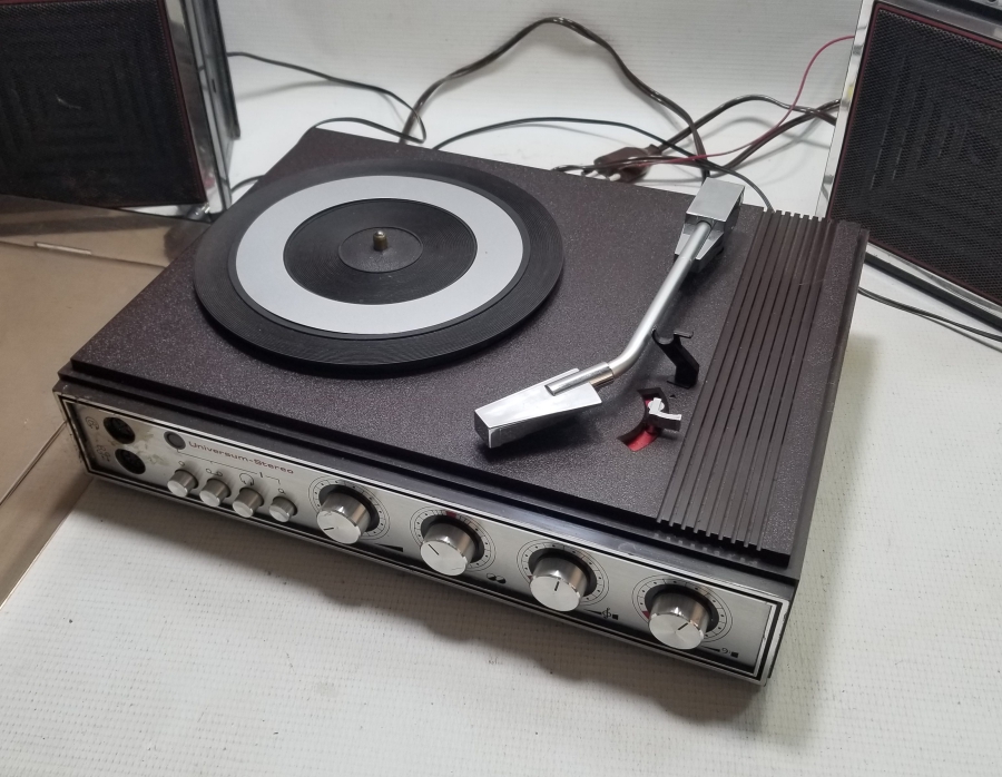 ÇALIŞIR DURUMDA ANTİKA PLAK ÇALAR - PİKAP