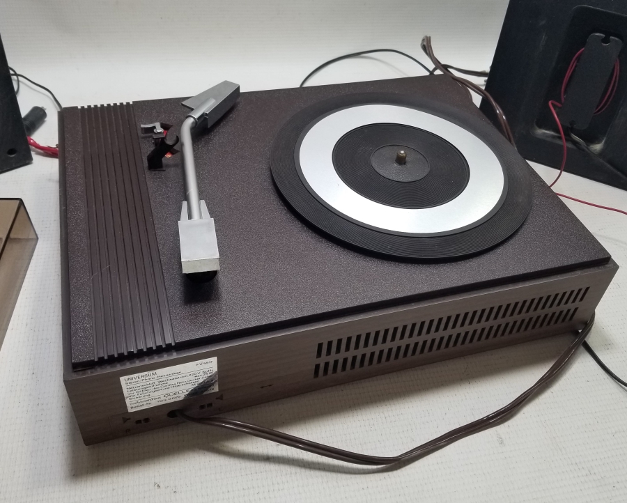 ÇALIŞIR DURUMDA ANTİKA PLAK ÇALAR - PİKAP