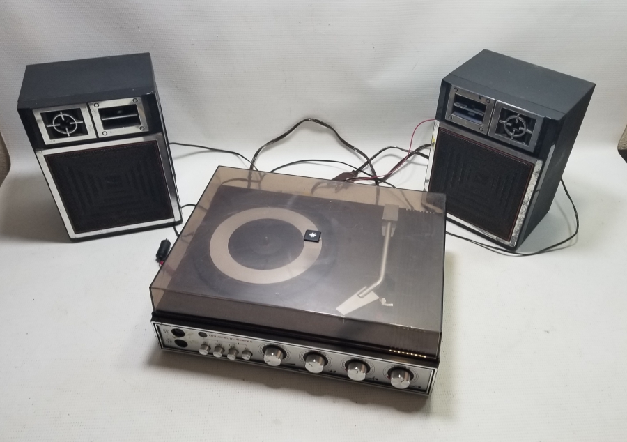 ÇALIŞIR DURUMDA ANTİKA PLAK ÇALAR - PİKAP