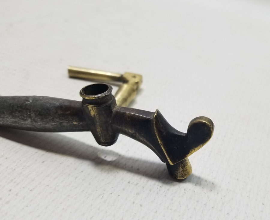 OSMANLI DÖNEMİ HAYVAN BAŞI FORMUNDA RUS SEMAVER KURNASI - ÇEŞMESİ