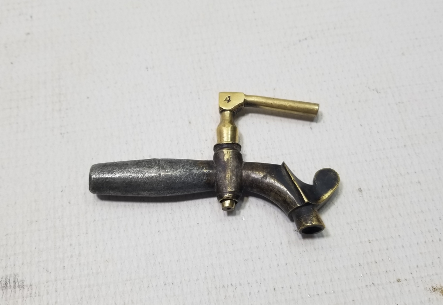 OSMANLI DÖNEMİ HAYVAN BAŞI FORMUNDA RUS SEMAVER KURNASI - ÇEŞMESİ