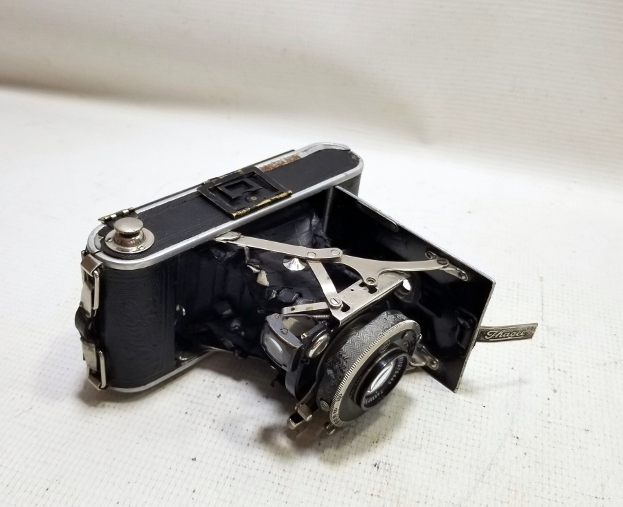 ANTİKA KÖRÜKLÜ FOTOĞRAF MAKİNESİ