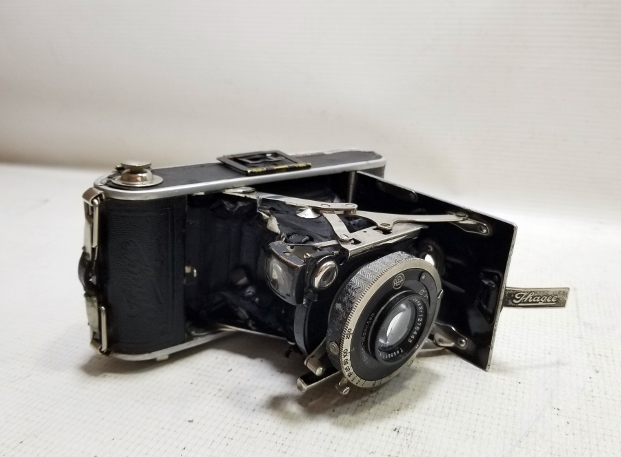 ANTİKA KÖRÜKLÜ FOTOĞRAF MAKİNESİ