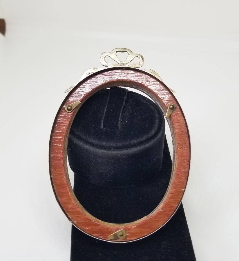 KABARTMA İŞÇİLİKLİ OSMANLI DÖNEMİ GÜMÜŞ FOTOĞRAF ÇERÇEVESİ