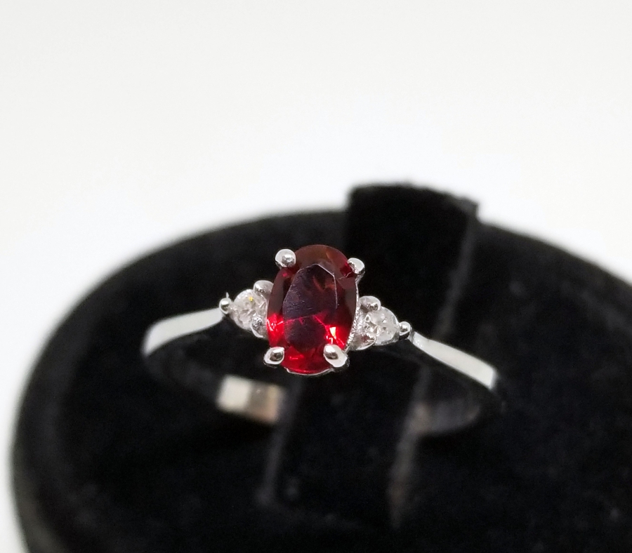 YAKUT VE PIRLANTA TAŞLI ÖZEL YAPIM YÜZÜK