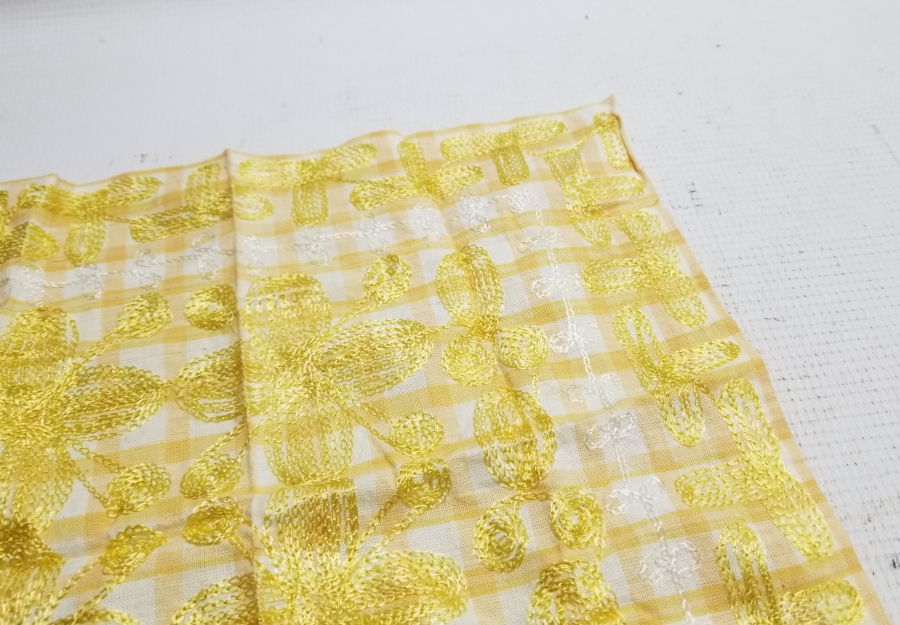 SUZANİ İŞÇİLİKLİ ANTİKA MENDİL