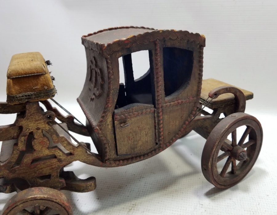 OSMANLI DÖNEMİ EL YAPIMI AHŞAP SALTANAT ARABASI MİNYATÜRÜ