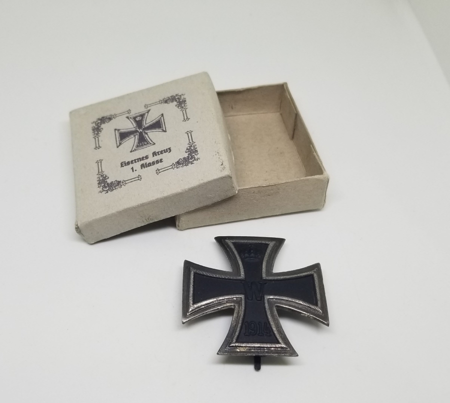 ORİJİNAL KUTUSUNDA ÇOK NADİR 1. DÜNYA SAVAŞI DÖNEMİ 1. DERECE DEMİR HAÇ NİŞANI