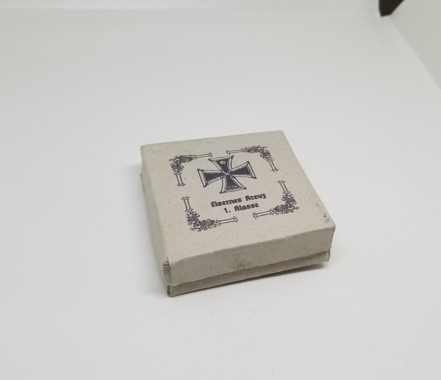 ORİJİNAL KUTUSUNDA ÇOK NADİR 1. DÜNYA SAVAŞI DÖNEMİ 1. DERECE DEMİR HAÇ NİŞANI