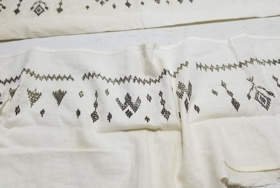 ÜZERİ TELKIRMA İŞÇİLİKLİ 2 ADET OSMANLI DÖNEMİ SEDİR ETEĞİ