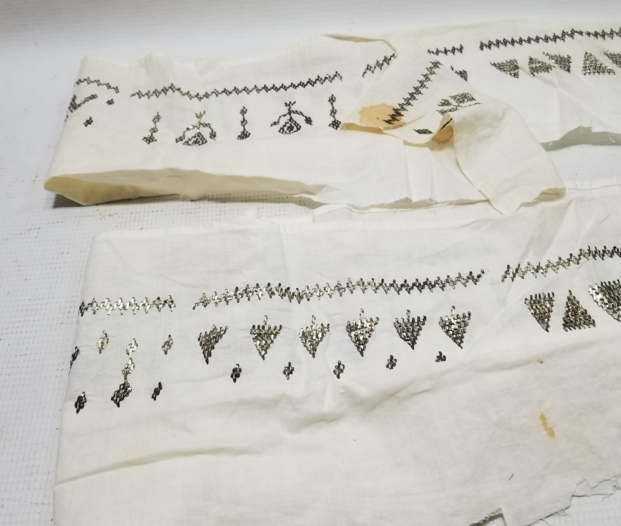 ÜZERİ TELKIRMA İŞÇİLİKLİ 2 ADET OSMANLI DÖNEMİ SEDİR ETEĞİ