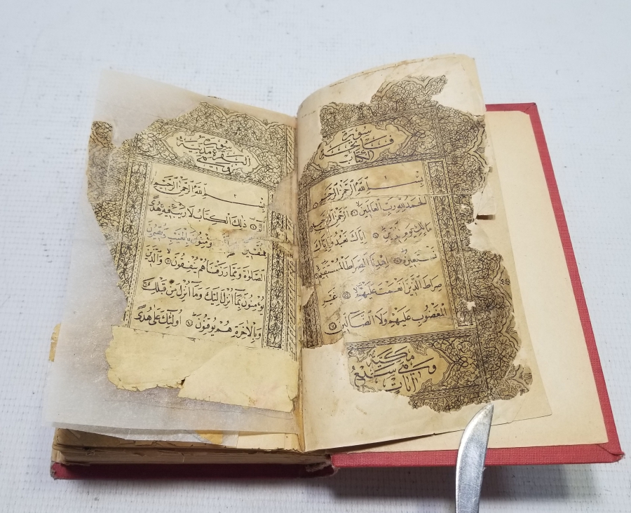 SARAY MATBAASINDA BASILMIŞ ABDÜLHAMİD HAN'IN ÖZEL KÜTÜPHANESİNE AİT ALTIN VARAKLI NADİR KUR'AN-I KERİM