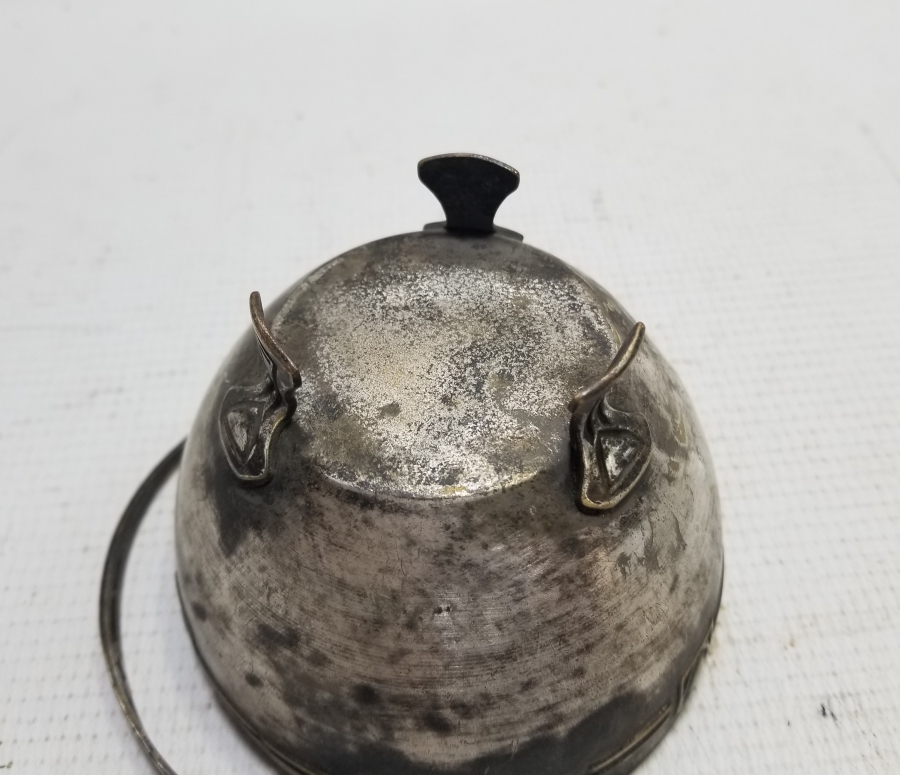 KABARTMA İŞÇİLİKLİ GÜMÜŞ KAPLAMA ANTİKA ŞEKERLİK