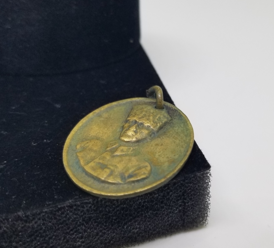 ÇOK NADİR ATATÜRK RESİMLİ OSMANLICA YAZILI HAKİMİYETİ MİLLİYE HATIRASI MADALYA