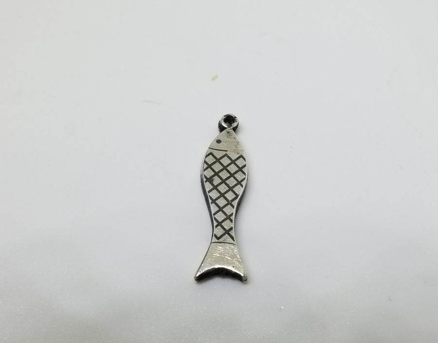 OSMANLI DÖNEMİ SAVAT İŞÇİLİKLİ GÜMÜŞ BALIK FORMLU KÖSTEK SALLAMASI PARÇASI