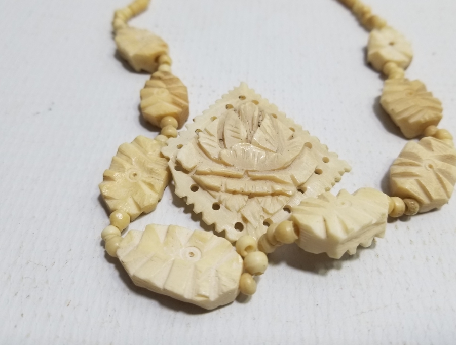 ÖZEL YAPIM ANTİKA KEMİK GERDANLIK