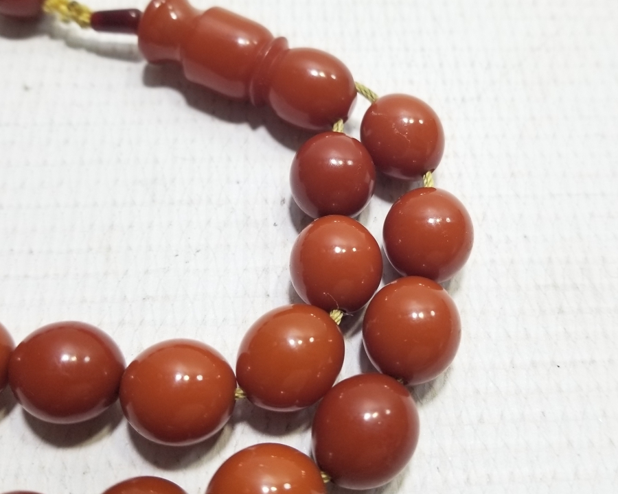 KEHRİBAR GÖRÜNÜMLÜ MASKOT TESPİH