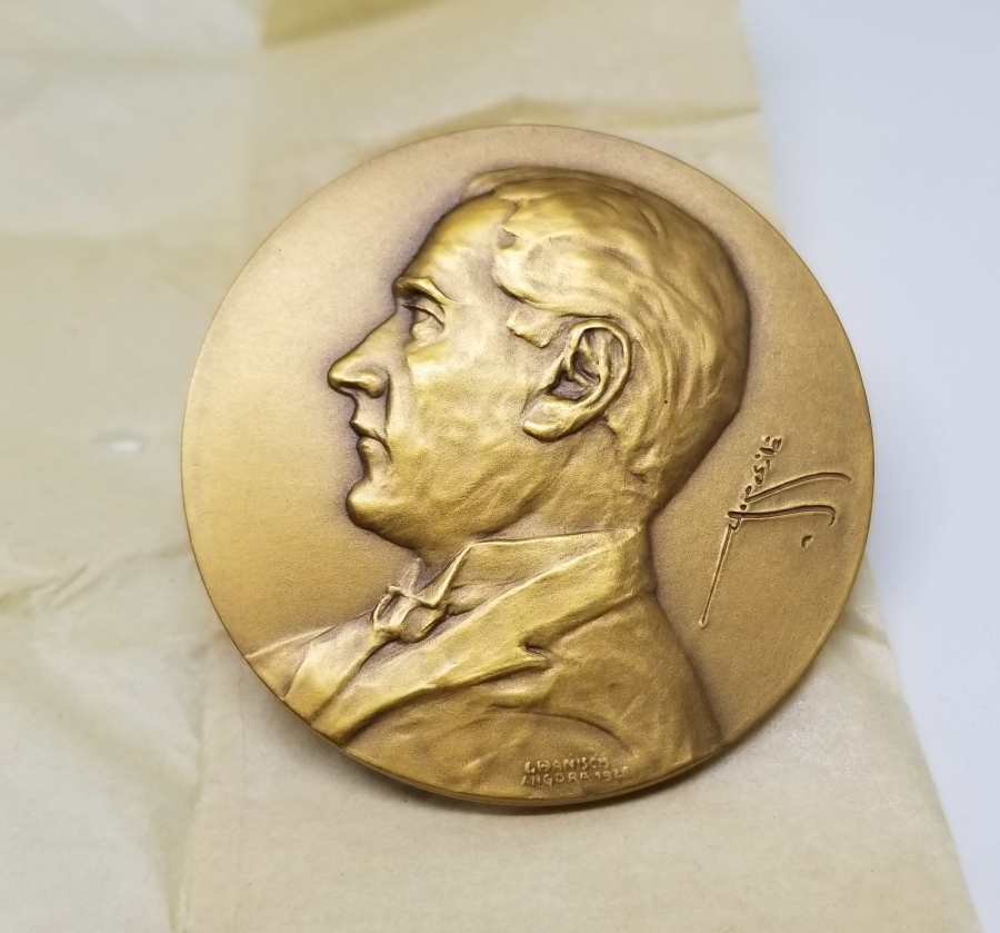 OSMANLICA GAZİ MUSTAFA KEMAL İMZALI BÜYÜK BOY ATATÜRK MADALYON