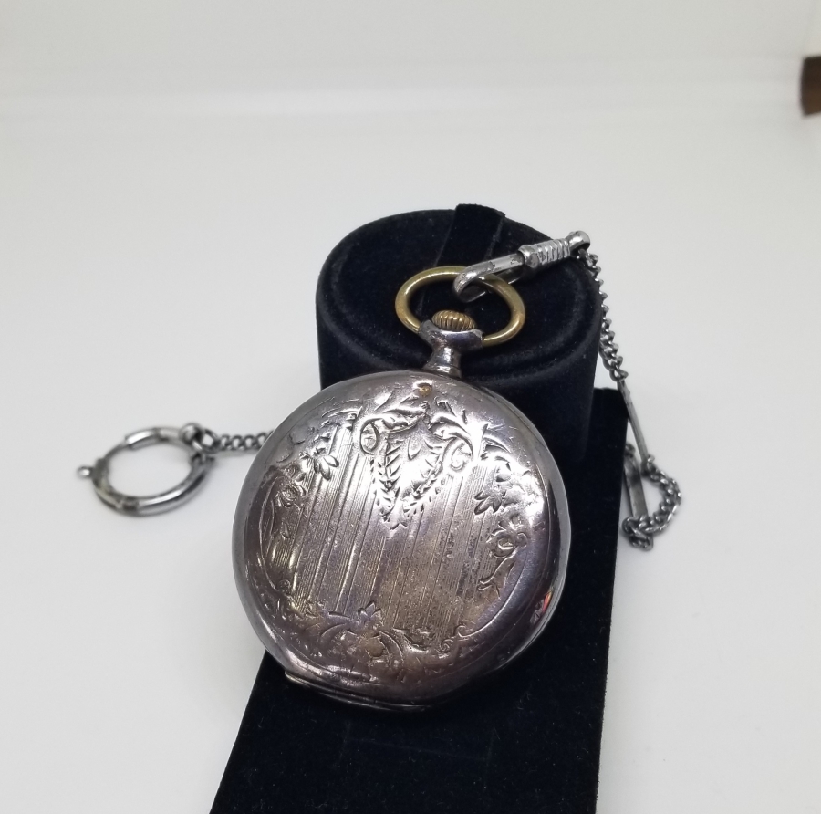 KABARTMA İŞÇİLİKLİ ANTİKA GÜMÜŞ OMEGA CEP SAATİ