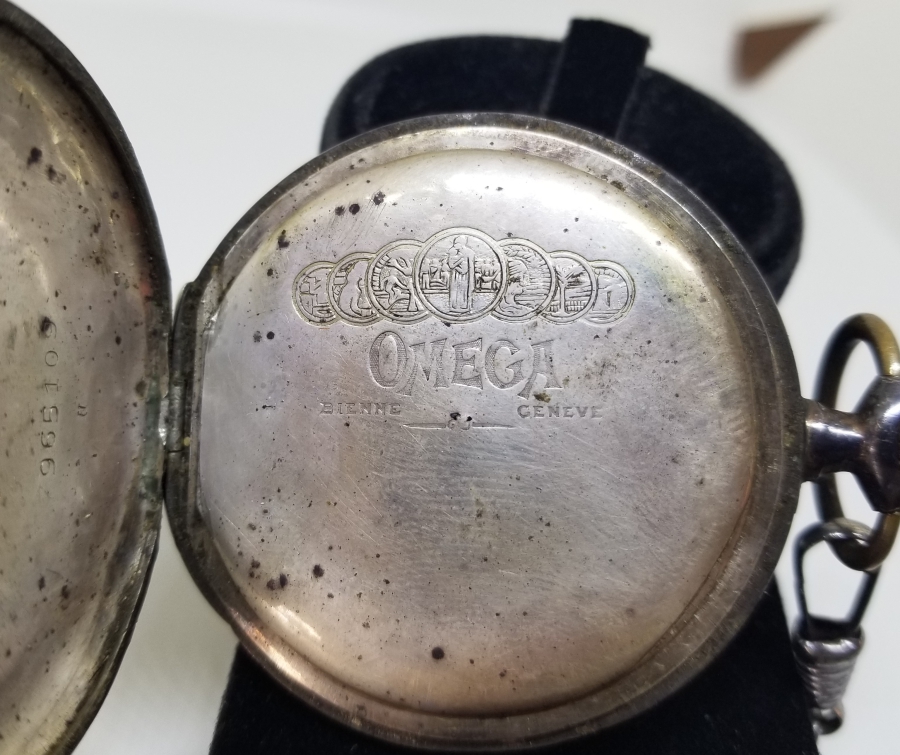 KABARTMA İŞÇİLİKLİ ANTİKA GÜMÜŞ OMEGA CEP SAATİ