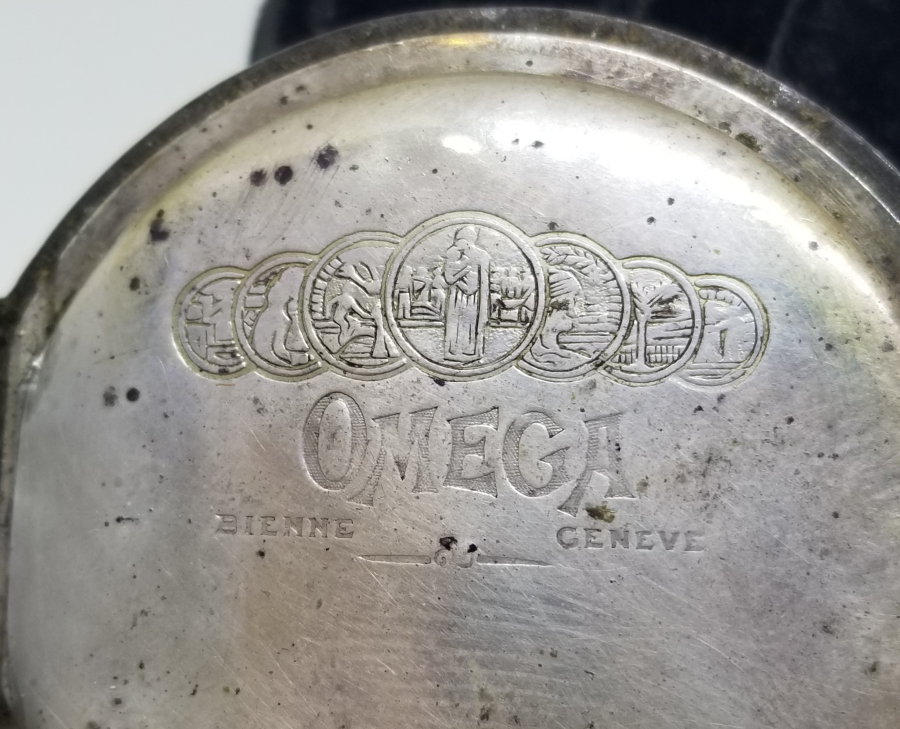 KABARTMA İŞÇİLİKLİ ANTİKA GÜMÜŞ OMEGA CEP SAATİ