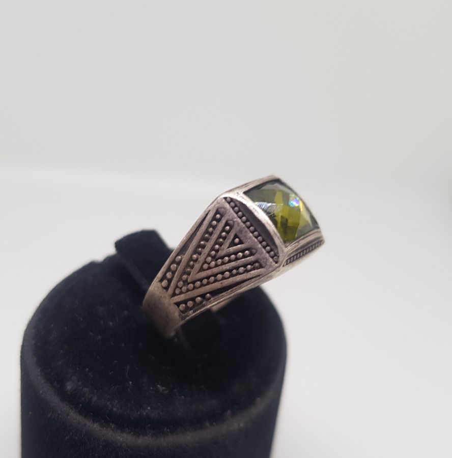 KABARTMA İŞÇİLİKLİ SİTRİN TAŞLI GÜMÜŞ YÜZÜK