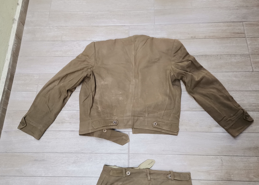2. DÜNYA SAVAŞI DÖNEMİ TÜRK SUBAY PANTOLON VE CEKETİ