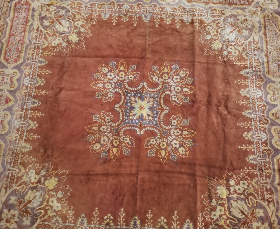 ÜZERİ AYETLERLE DEKORLU OSMANLI DÖNEMİ BÜYÜK BOY İPEKLİ FLOŞ DUVAR HALISI - MİNBER ARKASI