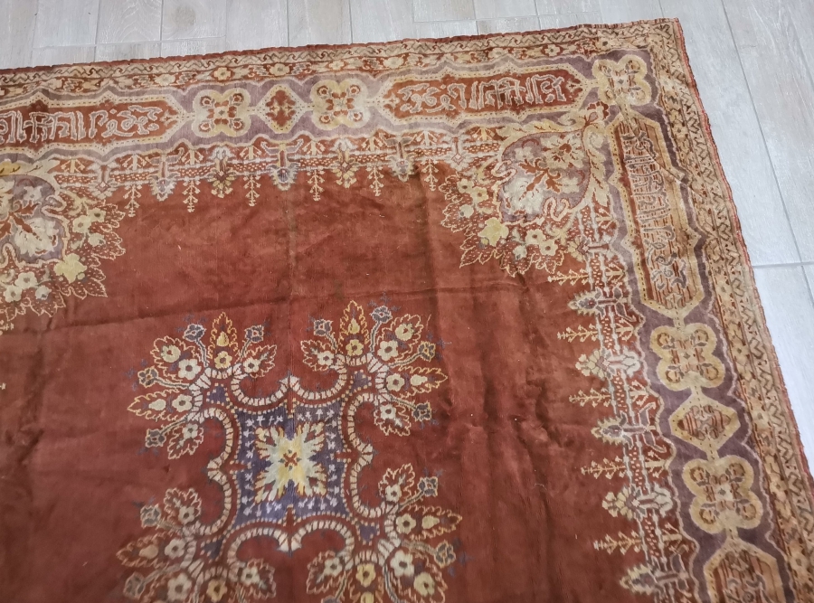 ÜZERİ AYETLERLE DEKORLU OSMANLI DÖNEMİ BÜYÜK BOY İPEKLİ FLOŞ DUVAR HALISI - MİNBER ARKASI