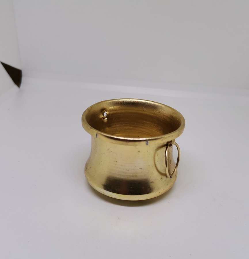 KAZAN FORMUNDA YAPILMIŞ BAKIR KAHVE YANI LOKUMLUĞU