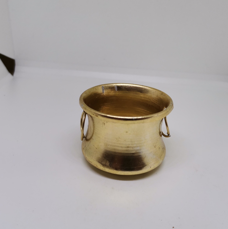 KAZAN FORMUNDA YAPILMIŞ BAKIR KAHVE YANI LOKUMLUĞU