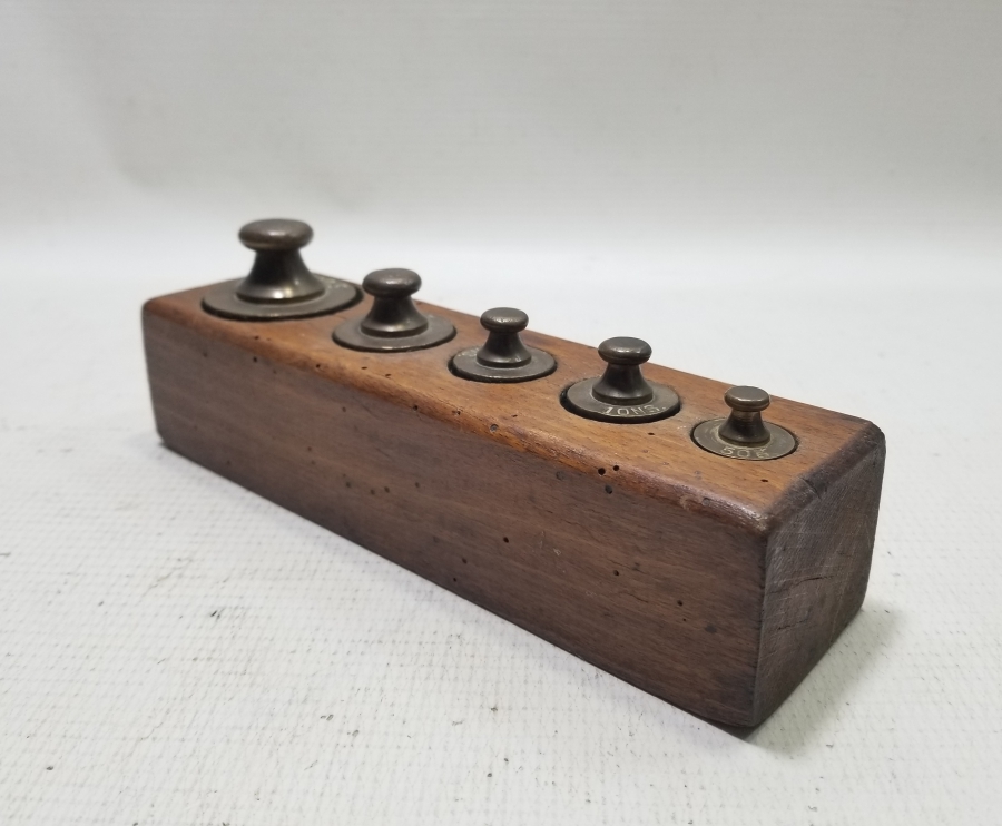 ORİJİNAL AHŞAP KUTUSUNDA ANTİKA DİRHEM LOTU