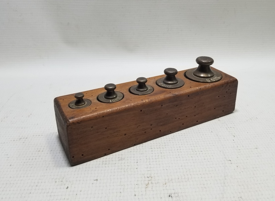 ORİJİNAL AHŞAP KUTUSUNDA ANTİKA DİRHEM LOTU