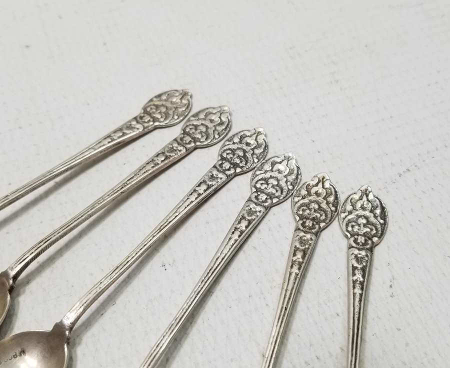 KABARTMA İŞÇİLİKLİ ANTİKA GÜMÜŞ TATLI KAŞIĞI TAKIMI