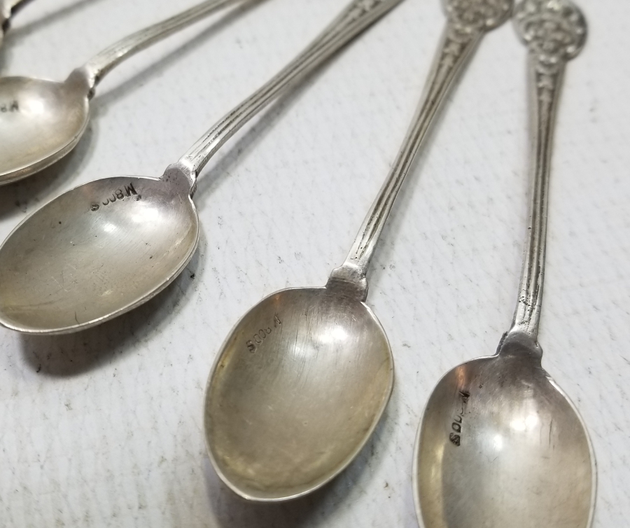 KABARTMA İŞÇİLİKLİ ANTİKA GÜMÜŞ TATLI KAŞIĞI TAKIMI