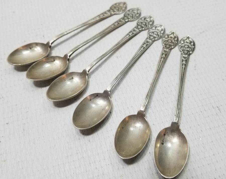 KABARTMA İŞÇİLİKLİ ANTİKA GÜMÜŞ TATLI KAŞIĞI TAKIMI