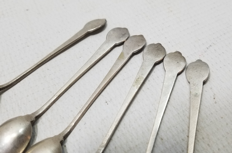 KABARTMA İŞÇİLİKLİ ANTİKA GÜMÜŞ TATLI KAŞIĞI TAKIMI