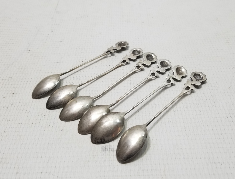 KABARTMA İŞÇİLİKLİ ANTİKA GÜMÜŞ ÇAY KAŞIĞI TAKIMI